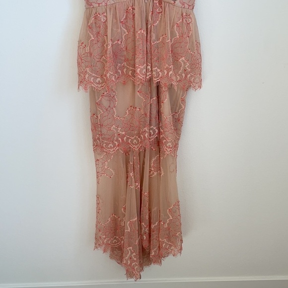 Alice Mccall Celemtine Lace Peplum Tiered Gown Pink 4 - Picture 13 of 14